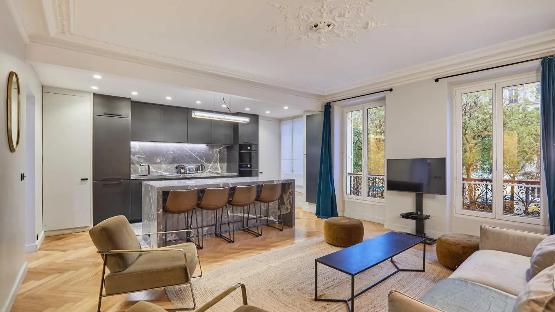 Magnificent Apartment - 3Br- 8P - Batignolles Paris 0*,  France
