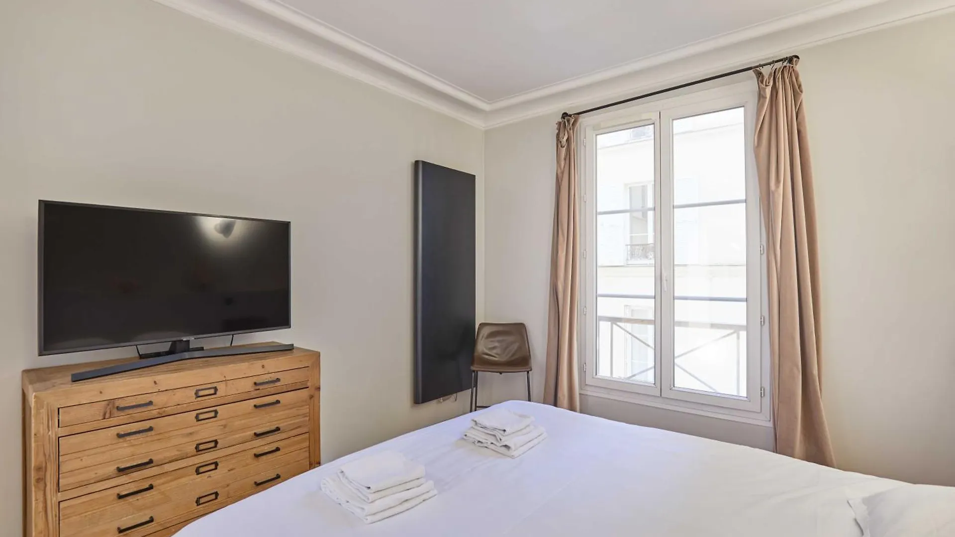 Magnificent Apartment - 3Br- 8P - Batignolles باريس فرنسا