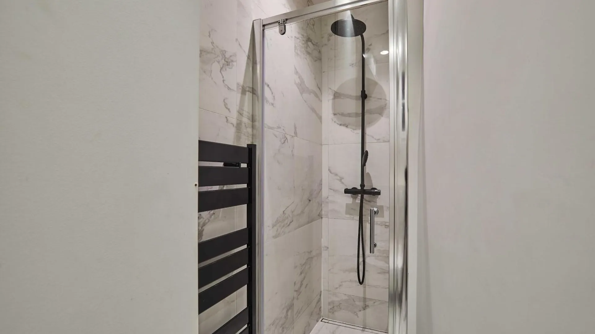 Magnificent Apartment - 3Br- 8P - Batignolles باريس