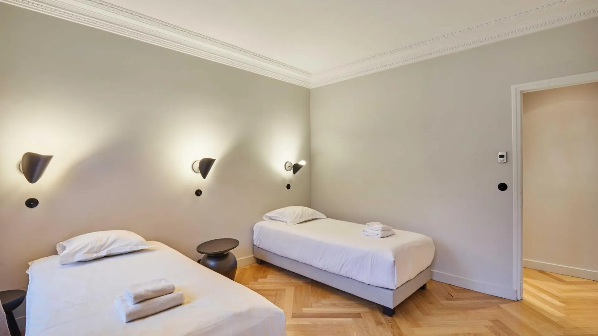 Magnificent Apartment - 3Br- 8P - Batignolles باريس 0*,  فرنسا